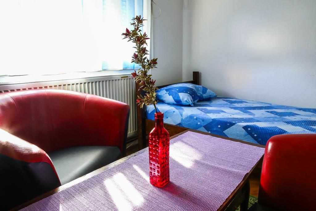 The Comfy Hostel Skopje Room photo