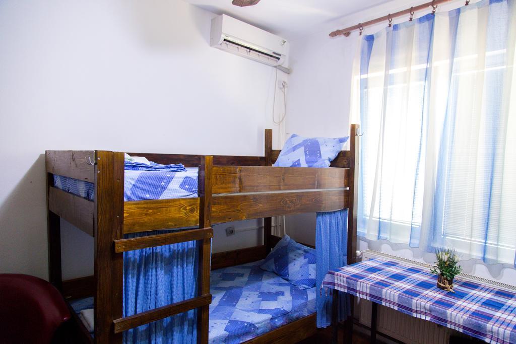 The Comfy Hostel Skopje Exterior photo